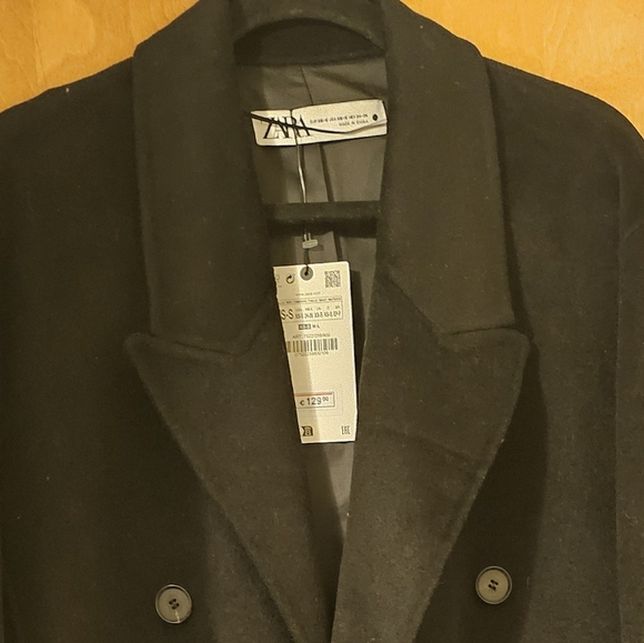 NEW Zara Classic Black Coat - Picture 3 of 4